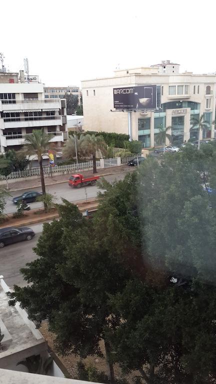 Assaha Ghobeiry Hotel Bejrút Kültér fotó